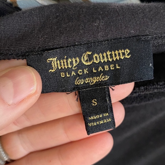 Juicy Couture Pitch Black Velour Off Shoulder Top, Women’s Size Small. - Picture 10 of 12